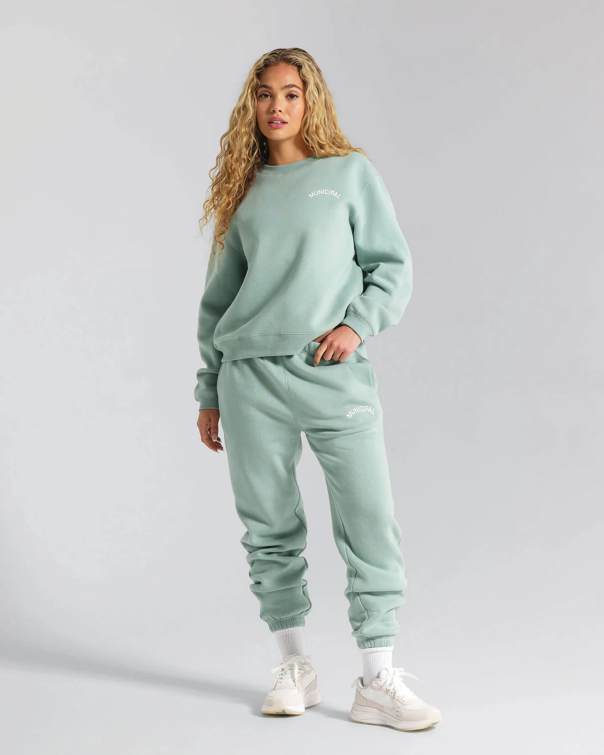 WOMEN'S VARSITY SWEATPANTS
